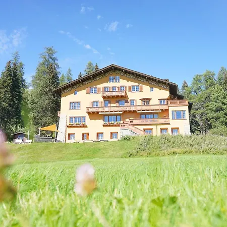 Chesa Spuondas 3* St. Moritz