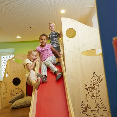 Готель Chesa Spuondas