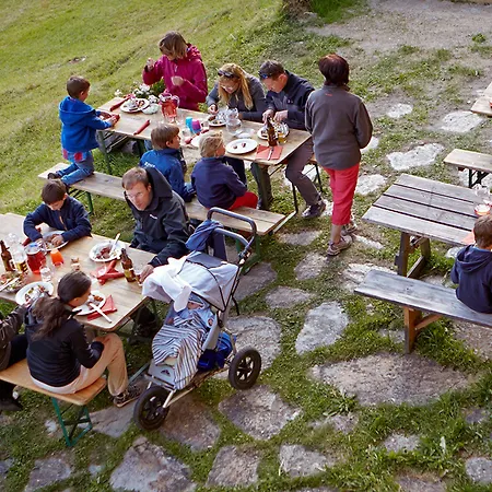 Chesa Spuondas Hotel