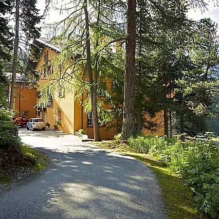 Chesa Spuondas Hotel