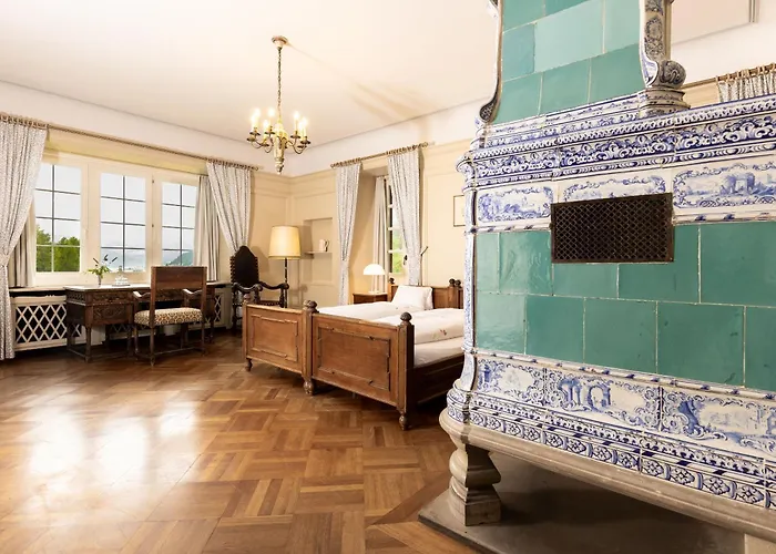 Chesa Spuondas מלון 3*