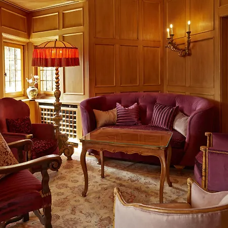 ホテル シェサ スプオンダス サンモリッツ