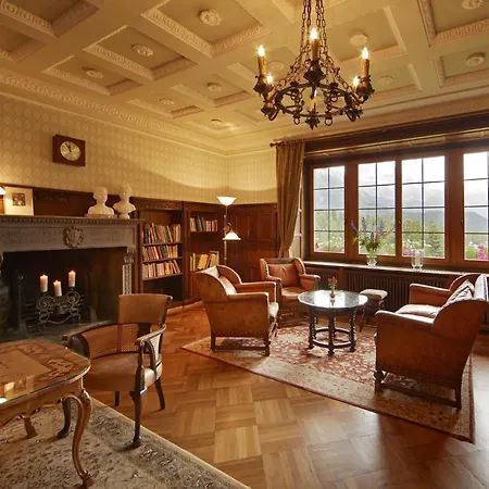 シェサ スプオンダス ホテル サンモリッツ