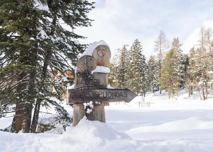 シェサ スプオンダス ホテル