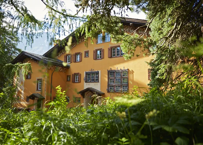 Hotel Chesa Spuondas 3*